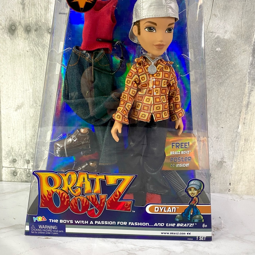 Bratz Dylan With Poster 10" TOTY MGA Bratz Boyz Doll Figure